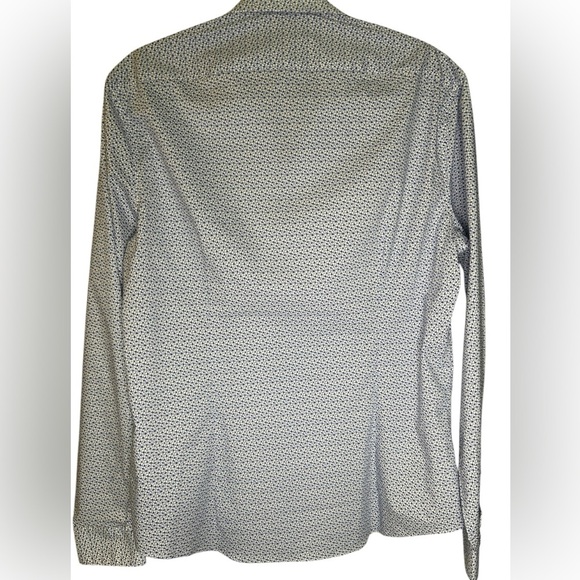 Calvin Klein Men's Blue/White Extreme Slim Fit Shirt, Size L, EUC - Picture 2 of 4